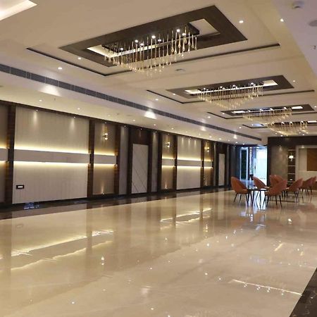 Golden Stone Resorts Алигарх Экстерьер фото